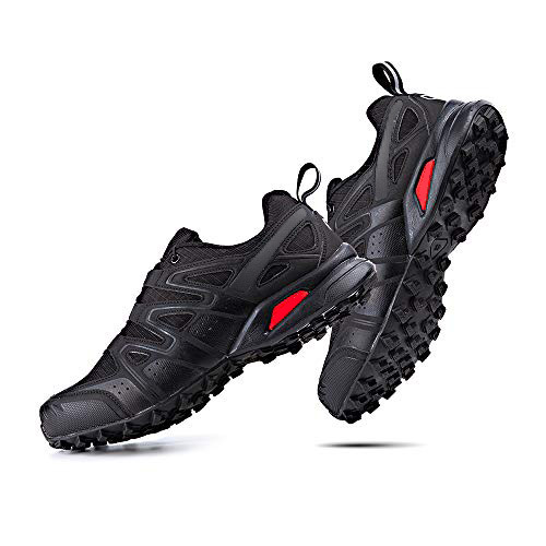 Closed mountain hiking footwear and suitable clothing for hiking Closed mountain hiking footwear and suitable clothing for hiking